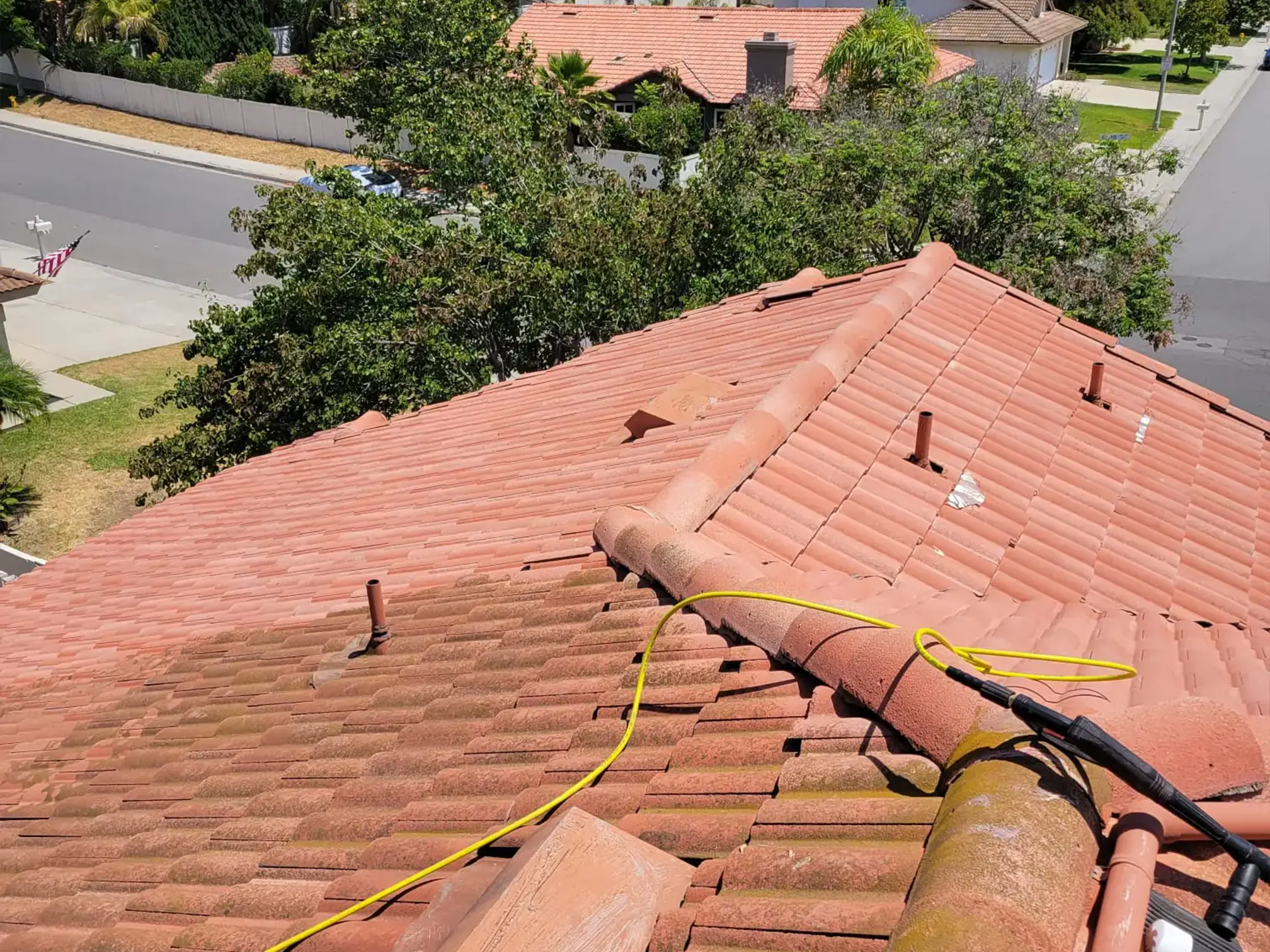 Tile roof painting and restoration project